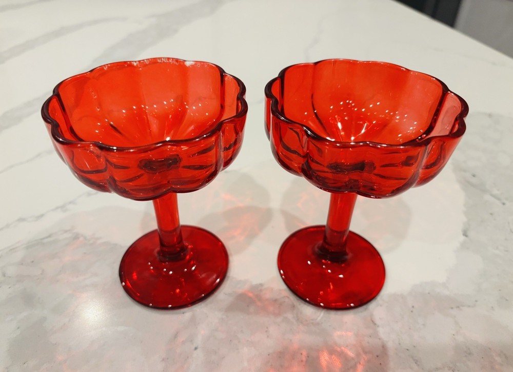Bright Red Champagne Glasses Sherbert Dessert Dishes Scalloped Rim 5″