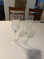 Set of 2 PIER 1 Angled Rim Crackle Clear 10″ Fluted Champagne Glasses Slanted