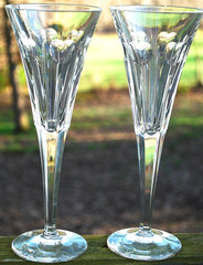 Set 2 WATERFORD CRYSTAL Millennium ‘LOVE’ Hearts Champagne TOASTING FLUTES 9.25″