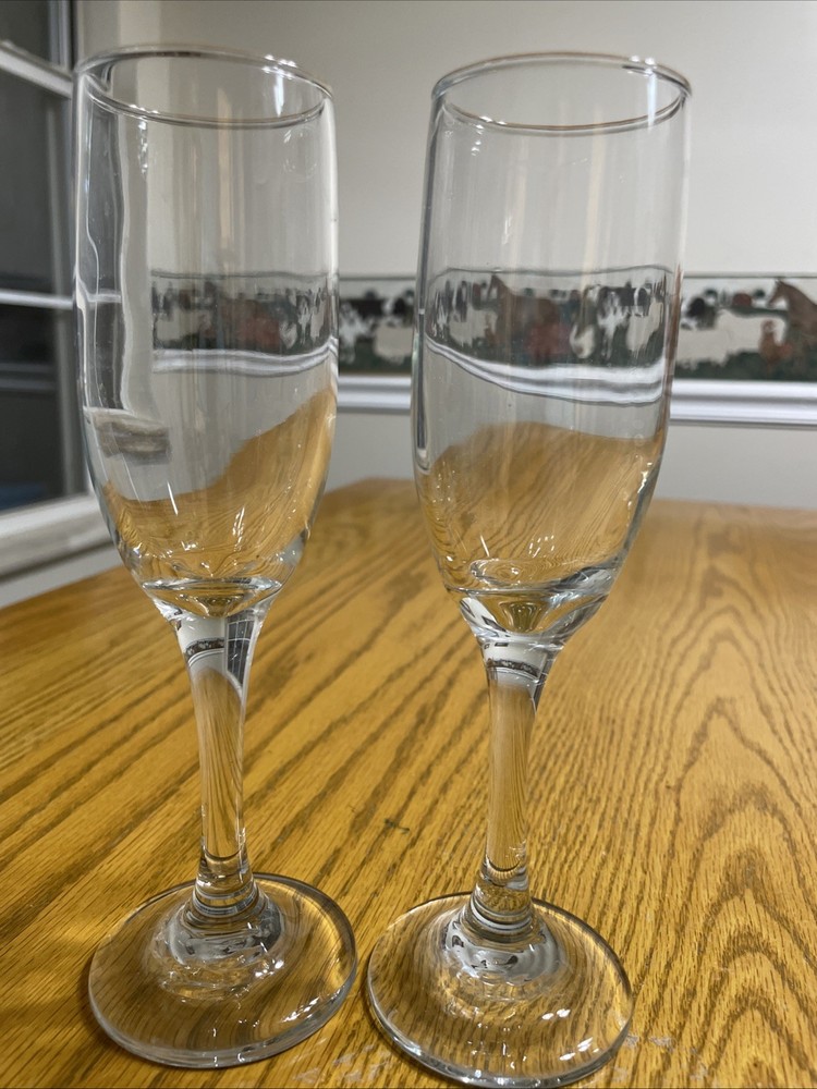 Clear Stemmed Champagne Flutes Wine Glases 4 oz Pair 8″ Tall