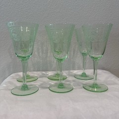 6 Cambridge Apple Green Uranium Glass Etch Cordial 704 Windows Border 1930s