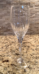 Mikasa Arctic Lights Crystal Wine Glass 8-1/4 Inch Made in Slovenia Discontinued