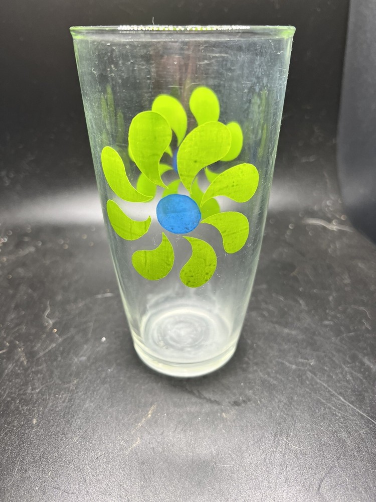 Vintage Green Blue Pinwheel Sour Cream Glass Full Pint 1960’s Retro