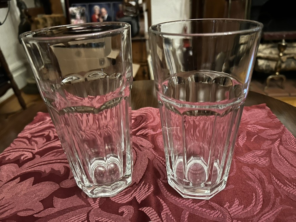 2 Vtg Tall Glasses 7 In & 7 1/4 Has L On Bottom Of 1 Libbey??