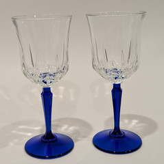 Set/2 Vintage St George American Heritage Wine Glasses, Cobalt Blue Stem 6.75″T