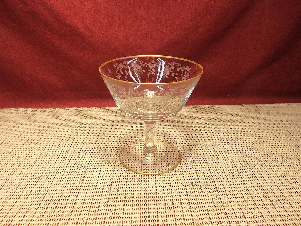 Glastonbury/Lotus Crystal L25-1 Etched Floral Gold Trim Champagne Sherbet Stem