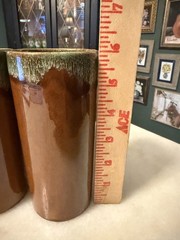 Van Briggle Foam Brown 6″ Tall Tumbler Set of 4 Original Metal Carrier Caddy MCM