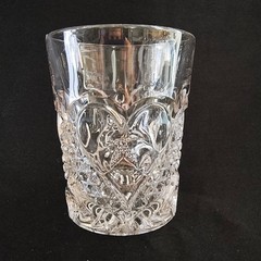 1899 EAPG Tarentum Hartford (OMN) Tumbler Glass AKA Heart With Thumbprint