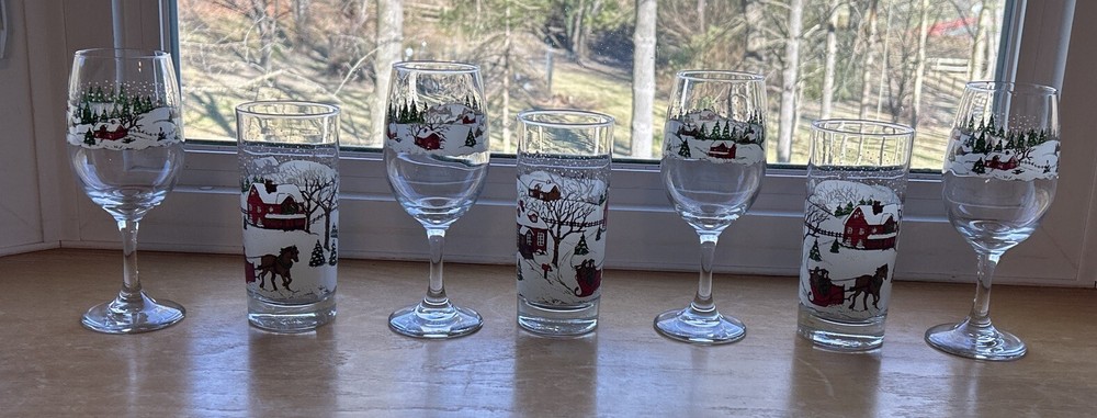 7 LIBBEY CURRIER IVES WINTER VILLAGE SNOW SCENE 3 Tall Tumblers & 4 Goblets