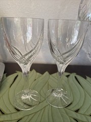 Lenox Debut 2 Wine Goblets Swirl Full Lead Crystal 8 1/4 Germany