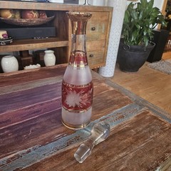 Vintage Frosted Cut Glass Traube Cranberry Red & Gold Decsnter 16″ Tall Pretty!