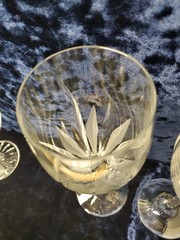 2) Mikasa Flame D’Amore Crystal Water Goblets Glasses 9″