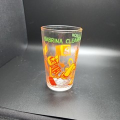 Vintage 1971 Welch’s Archie Comic -Sabrina cleans her room 4 1/4″ Juice Glass