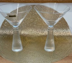 Set of 2 Chroma Collection Martini Glasses Clear Ribbed Frosted stem