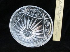 Crystal Glass Bowl Vase Cross Cut Etched Leaf Design Star Base 4″ Tall