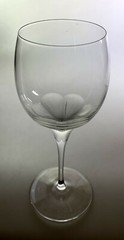 CRISTAL DE SEVRES PRIMAVERA WINE GLASS 6 1/2″ X 2 1/8″ MINT