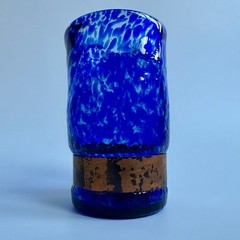 Unique Handblown Cobalt Blue Glass Copper Band Cup Tumbler Vase Art 5.75″ Tall