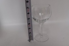 Luigi Bormioli Burgundy Wine Glass Set of 4 13oz Preston Vineyards Etched