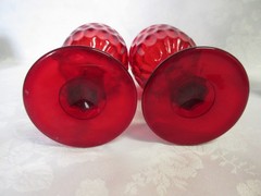 Pair Of Fenton COLONIAL Red Thumbprint 6.5″ Tall Stemmed Tumblers, Mint