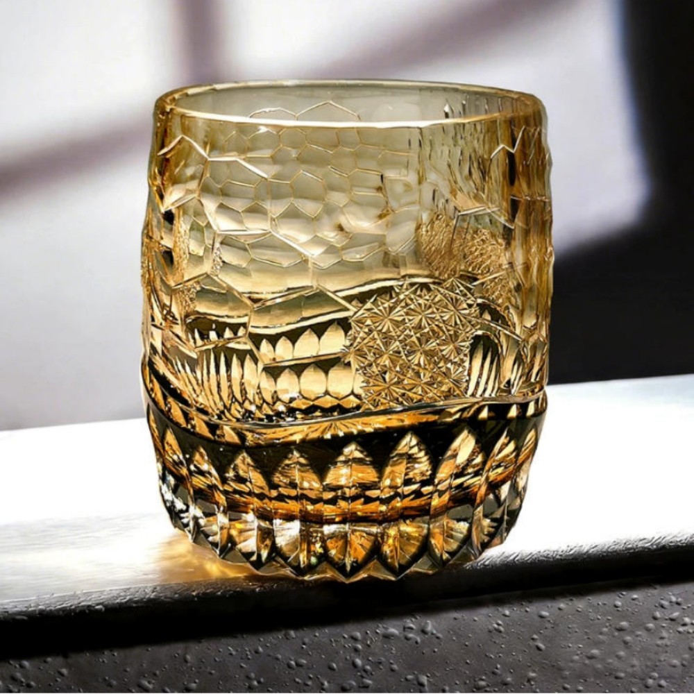 Luxury Whiskey Glass Tumbler Japanese Style Edo Kiriko Glass Hand Cut To Clear