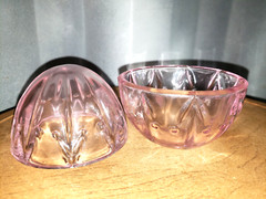 Gorham Pink Crystal Shades Of Spring 2 Piece Egg Trinket Box