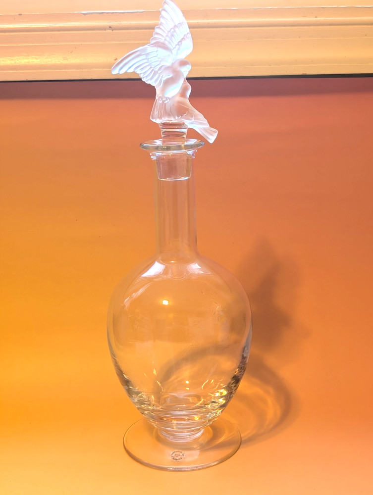 Fabergé Igor Carl Faberge Crystal Snow Doves Liquor Decanter Signed – No issues