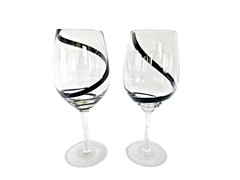 Pier 1 – Swirline BLACK – Water/Wine Goblets Glasses – 16 oz. – Set of 2 – EUC