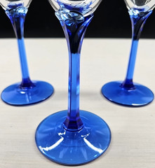 4) Libbey Domaine Blue Martini Glass Set Vintage Elegant Floral Stemware Bar Lot