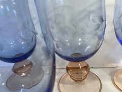 Footed Blue/Pink Etched Leaf Water Glasses/Goblets – Set of 4 – MINT