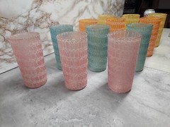 Vintage 1950s Rubber Spaghetti String Glass Tumblers Set Of 12 MCM 5.5″ Tall