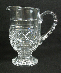 Waterford Crystal Castletown 24 oz Footed Cut Handle Pitcher 7 3/4″ h