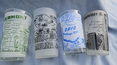 Vintage Frosted State Souvenir Glasses – Set of 4 – 5″ Tall, VT, SC, OH, NY City