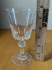Vintage Wine Glasses With Diamond Stem 5.75″ Tall