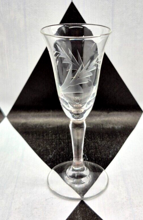 Etched Glass Sherry Liqueur Sipper Glass Leaf & Pine Cone Pattern