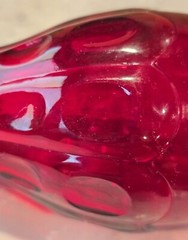 ANTIQUE 1933 FENTON DEEP RUBY RED ARCHED PANEL AND THUMBPRINT TUMBLER