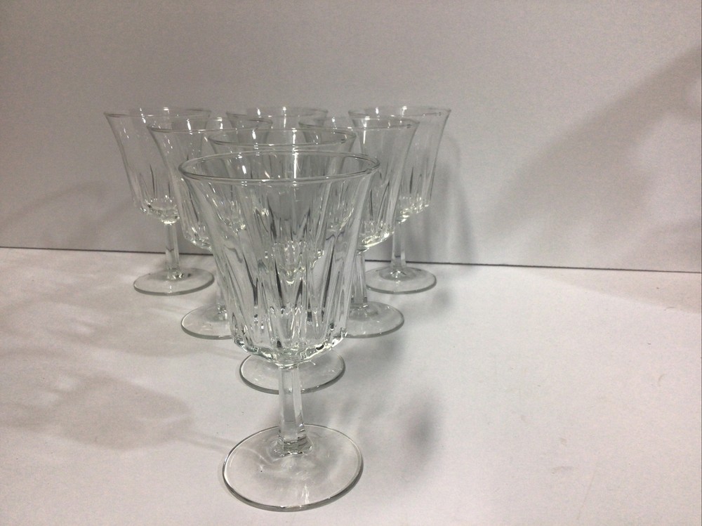 Small Cordial / Sherry Glasses France 5 3/16″ SET OF 7 FRANCE