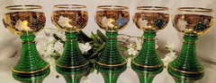 5 Green, Gold & Rhinestone Heidelberg Roemer Romer Beehive Stem Wine Glasses Set