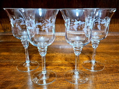Vintage Gray Cut Holly & berrries Goblet Stemware 3 Wafer Stem Set of 4