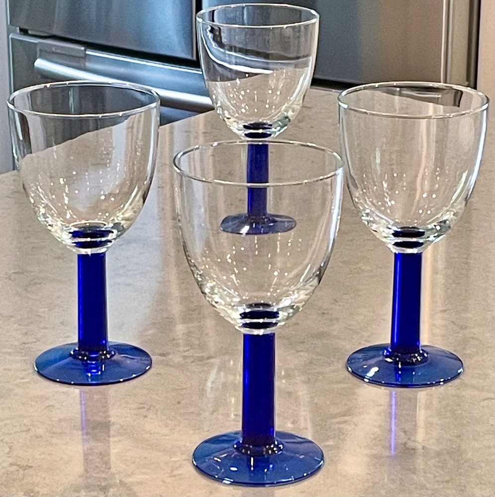 4 Vtg Cobalt Blue Thick Stem Clear Bowl Blown Glass Wine Glass 7″ Water Goblet