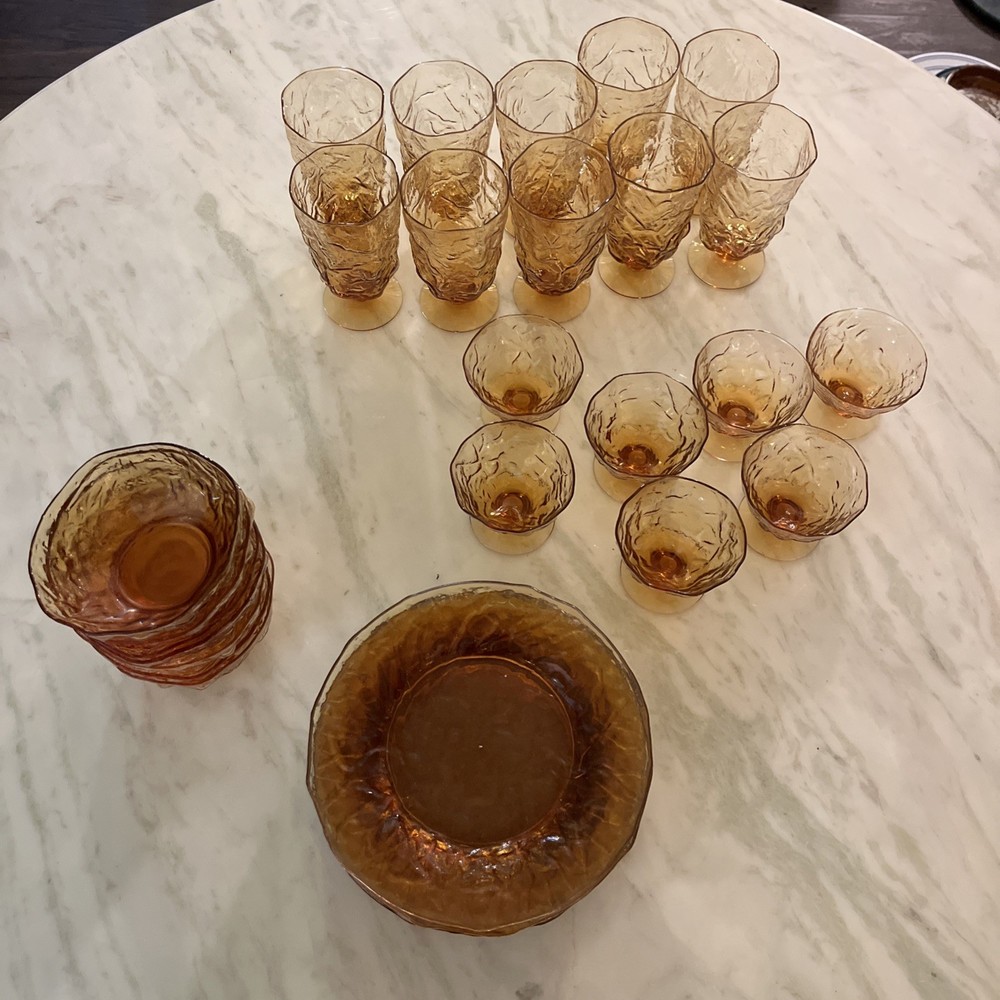 Lot 32 Seneca Glass Morgantown Driftwood Amber Crinkle Texture Glassware