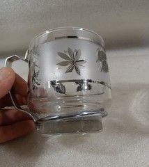 Set of 2 Libbey Glass Co. Silver Leaf 3 1/4-Inch Cups Mugs With Metal Handles