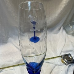 Vtg Pair Handblown Etched Clear Cobalt Blue Twisted Stemmed 9 1/4” Wine Glasses