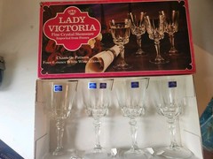 4 pk Lady Victoria Fine Crystal Stemware CHANTELLE PATTERN 6 oz. Wine Glasses