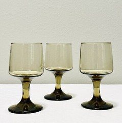 Set 3 Vintage Libbey Tawny Accent Smoke Stemmed Footed Wine Goblets Glasses 5”
