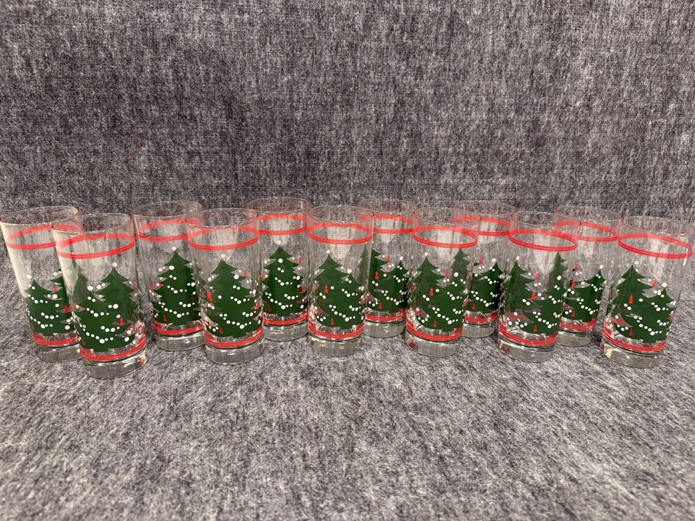 Set of 12 Vintage Libbey Christmas Holiday Tree Drinking Glasses Tumblers 6.5”