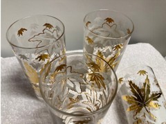 Vintage Hollywood Regency Gold and White Leaf Highball Glasses MCM Bar ware 