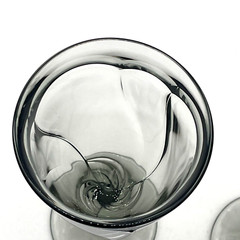 2 Noritake Sweet Swirl Gray Water Stemmed Goblets Heavy Glasses 7 3/8″