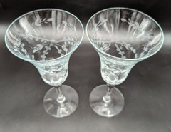 VTG Pair of Hand Cut & Mouth Blown Water/Wine Goblets Plant & Dot Cut Design EUC