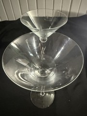 Set Of 2~Curved Stem Modern Martini/Cosmo/Cocktail Clear Crystal Glasses~8.5”