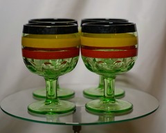 Vintage Set Of 4 Green Goblets – Glow Under Black Light – Possibly Uranium Glass